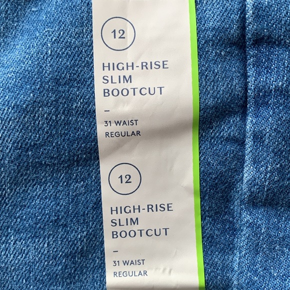 NWOT Universal Thread High Rise Slim Boot Cut Jeans. - Picture 3 of 10